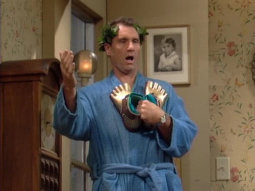 Married... with Children - S6E8: God's Shoes