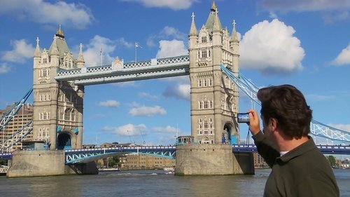 Parks and Recreation - S6E1: London