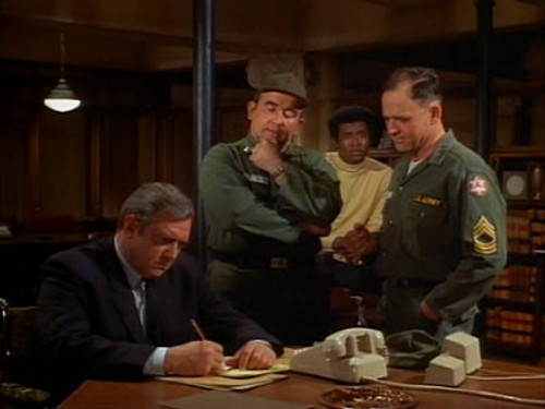 Ironside - S2E25: Not With a Whimper, But a Bang