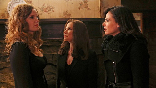 Once Upon a Time - S5E19: Sisters