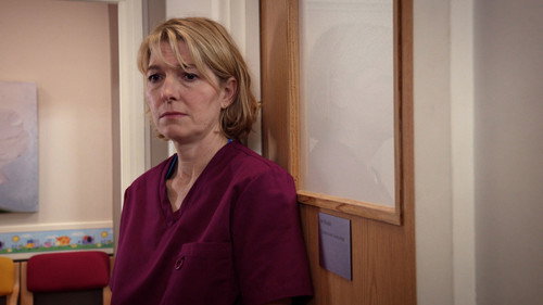 Holby City - S18E23: Where We Belong