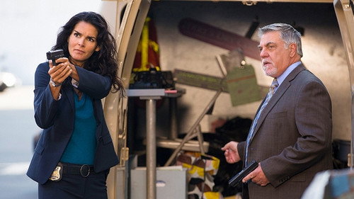 Rizzoli & Isles - S5E15: Gumshoe