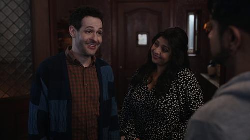 Ghosts - S3E3: He Sees Dead People