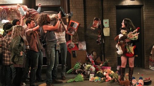 2 Broke Girls - S3E1: And The Soft Opening