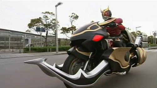 Kamen Rider - S10E15: Armor