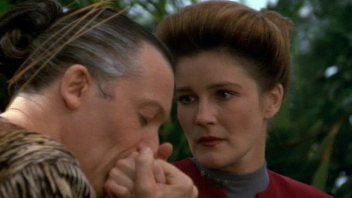 Star Trek: Voyager - S1E9: Prime Factors