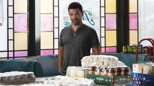 NCIS: New Orleans - S7E2: Something in the Air (2)