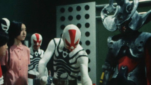Kamen Rider - S2E23: Terror! The Vampire From the Graveyard