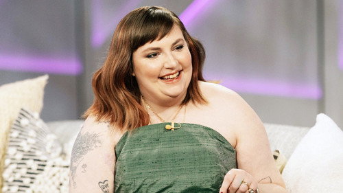 The Kelly Clarkson Show - S4E31: Lena Dunham, Fortune Feimster