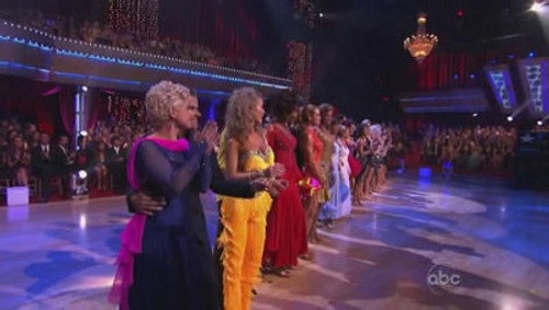 Dancing with the Stars - S9E2: Episode 901A