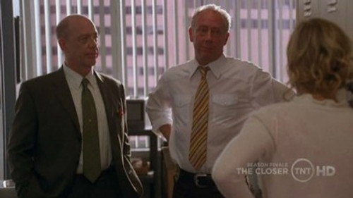 The Closer - S5E12: Waivers of Extradition
