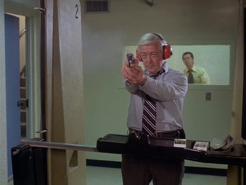 Quincy, M.E. - S2E6: Hit and Run at Danny's