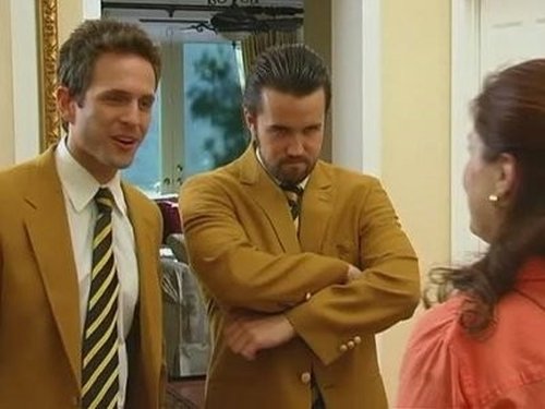 It's Always Sunny in Philadelphia - S5E1: The Gang Exploits the Mortgage Crisis