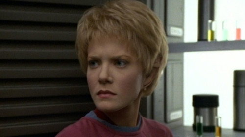 Star Trek: Voyager - S3E4: The Swarm