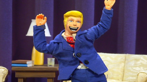Robot Chicken - S2E9: Massage Chair