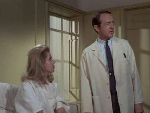 Bewitched - S6E4: Samantha's Curious Cravings