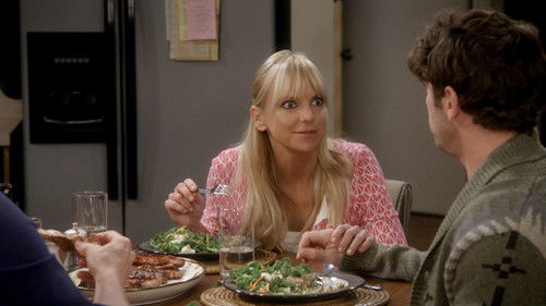 Mom - S4E19: Tantric Sex and the Sprouted Flute