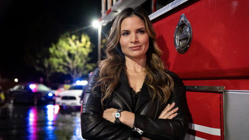 NCIS - S22E16: Ladies' Night