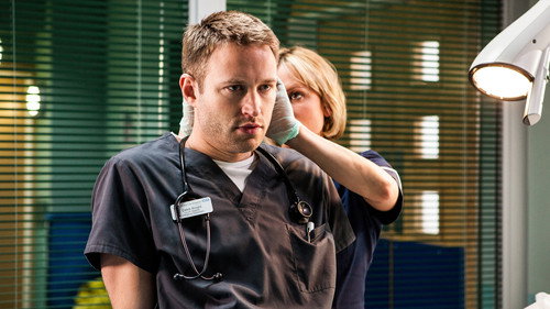 Casualty - S30E7: Rules of Attraction