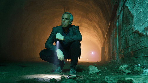 Bosch - S4E9: Rojo Profundo