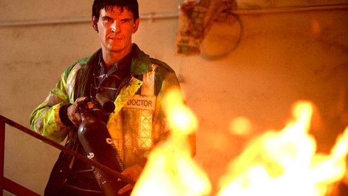 Casualty - S23E1: Farmead Menace (1)