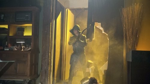 Arrow - S1E21: The Undertaking