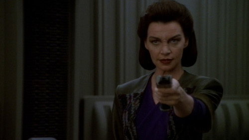 Star Trek: Voyager - S3E25: Worst Case Scenario