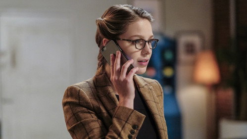 Supergirl - S2E15: Exodus