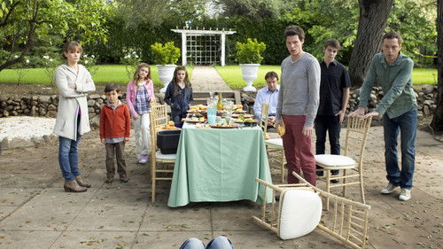 Weeds - S8E1: Messy