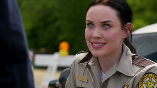 Supernatural - S11E1: Out of the Darkness, Into the Fire