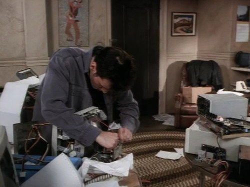 Murder, She Wrote - S8E5: Lines of Excellence