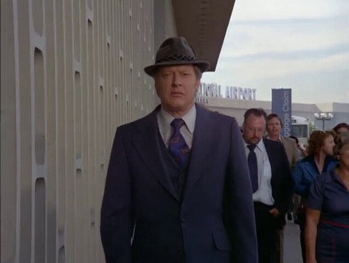 Quincy, M.E. - S5E5: Hot Ice