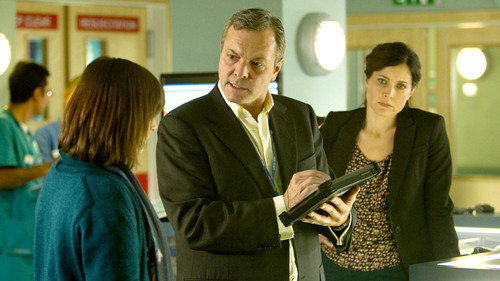 Casualty - S26E29: Saturday Night Fever