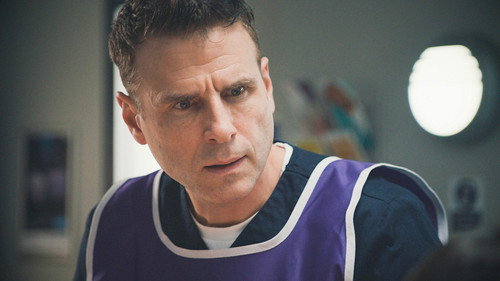 Casualty - S36E39: Wednesday's Child