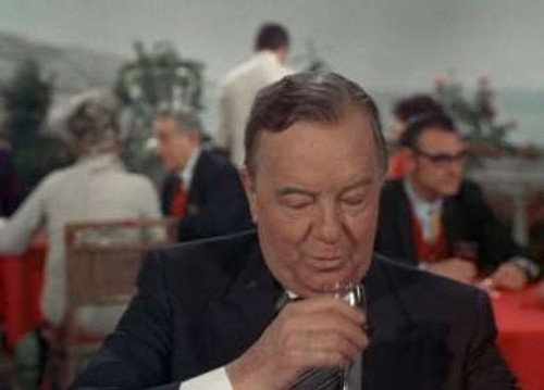 Bewitched - S5E27: Daddy Does His Thing