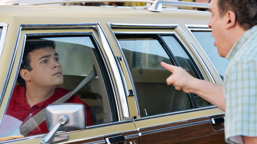 The Goldbergs - S1E1: Circle of Driving