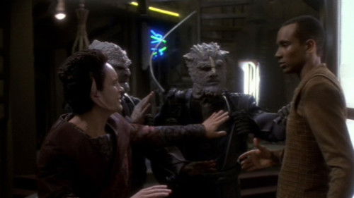 Star Trek: Deep Space Nine - S6E1: A Time to Stand
