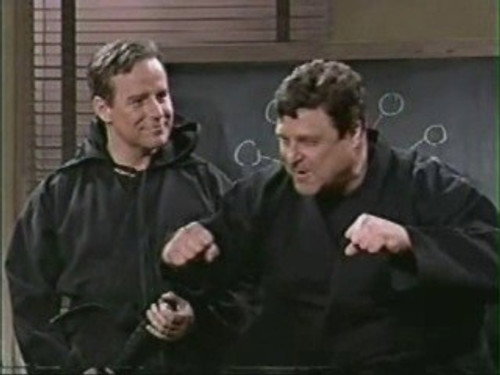 Saturday Night Live - S19E19: John Goodman/The Pretenders