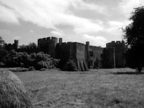 The Avengers - S4E5: Castle De'ath