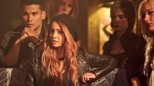 Riverdale - S2E5: Chapter Eighteen: When a Stranger Calls