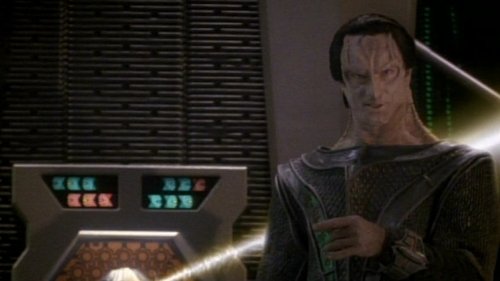 Star Trek: Deep Space Nine - S3E7: Civil Defense