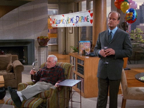 Frasier - S8E19: Daphne Returns
