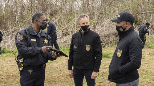NCIS: New Orleans - S7E9: Into Thin Air