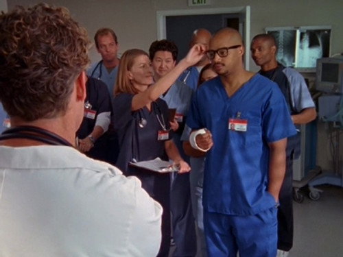 Scrubs - S6E10: My Therapeutic Month