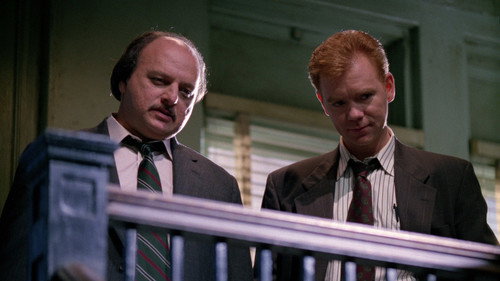 NYPD Blue - S1E18: Zeppo Marks Brothers
