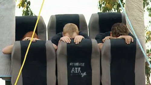 MythBusters - S3E9: Killer Brace Position