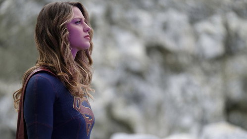 Supergirl - S2E9: Supergirl Lives