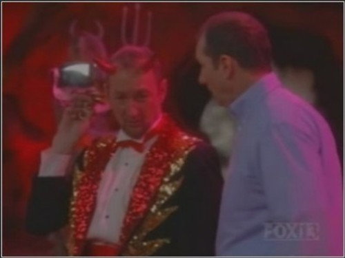 Married... with Children - S11E21: Damn Bundys