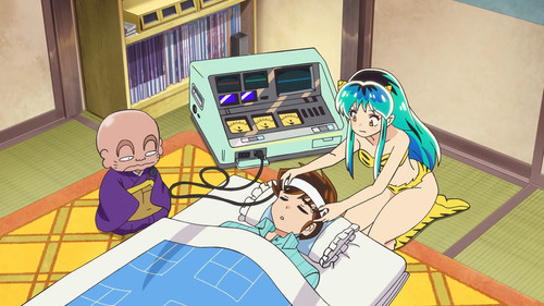 Urusei Yatsura - S1E35: Lovely Darling in Danger!! / Foxes in the Moonlight / The Home Visit Blues: Mark Onsen Goes to Space