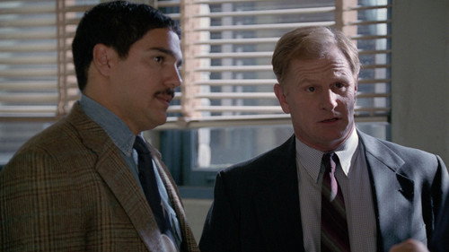 NYPD Blue - S5E8: Lost Israel (1)